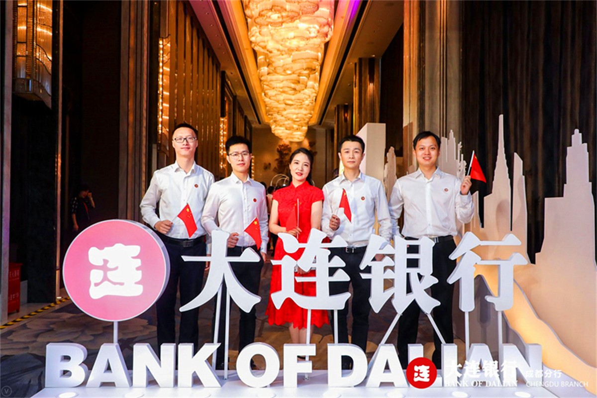 周年庆运动策划公司_成都周年庆运动公司_成都平博文化撒播
